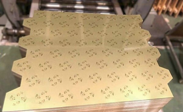 Wholesale price MR SPCC Printed Electrolytic Tinplate Sheets 2.8/2.8 0.18mm Thickness Tinplate Sheets