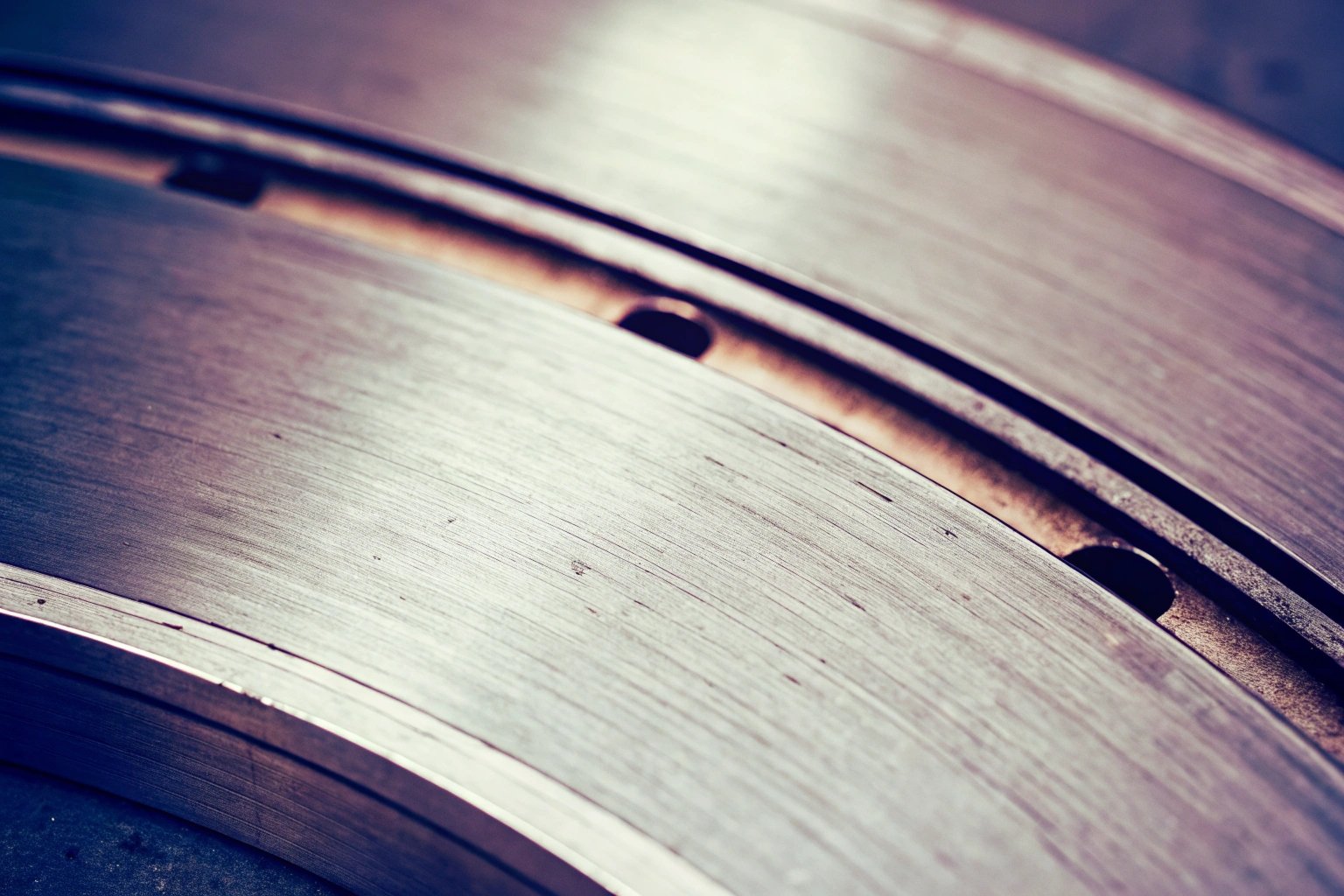 Beading machine operation on tinplate cans